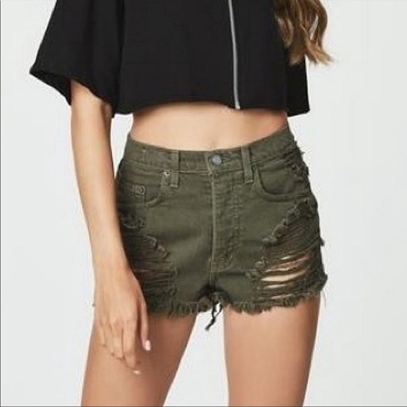 LF Carmar Distressed High Waist denim shorts Olive Green Size 29 - Picture 1 of 10